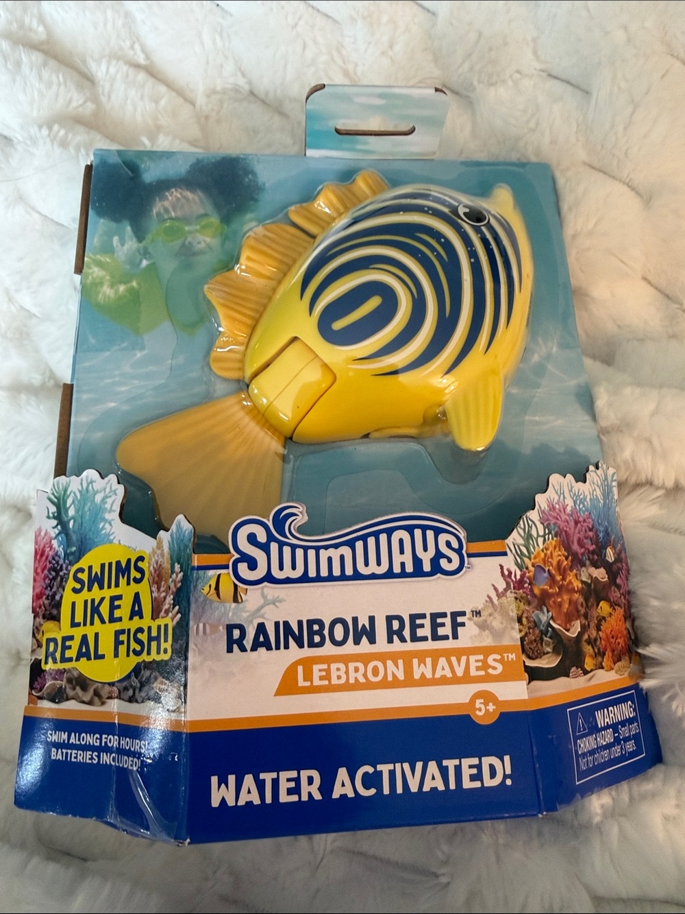 Swimways Rainbow Reef Water-Activated Yellow & Blue Fish Toy